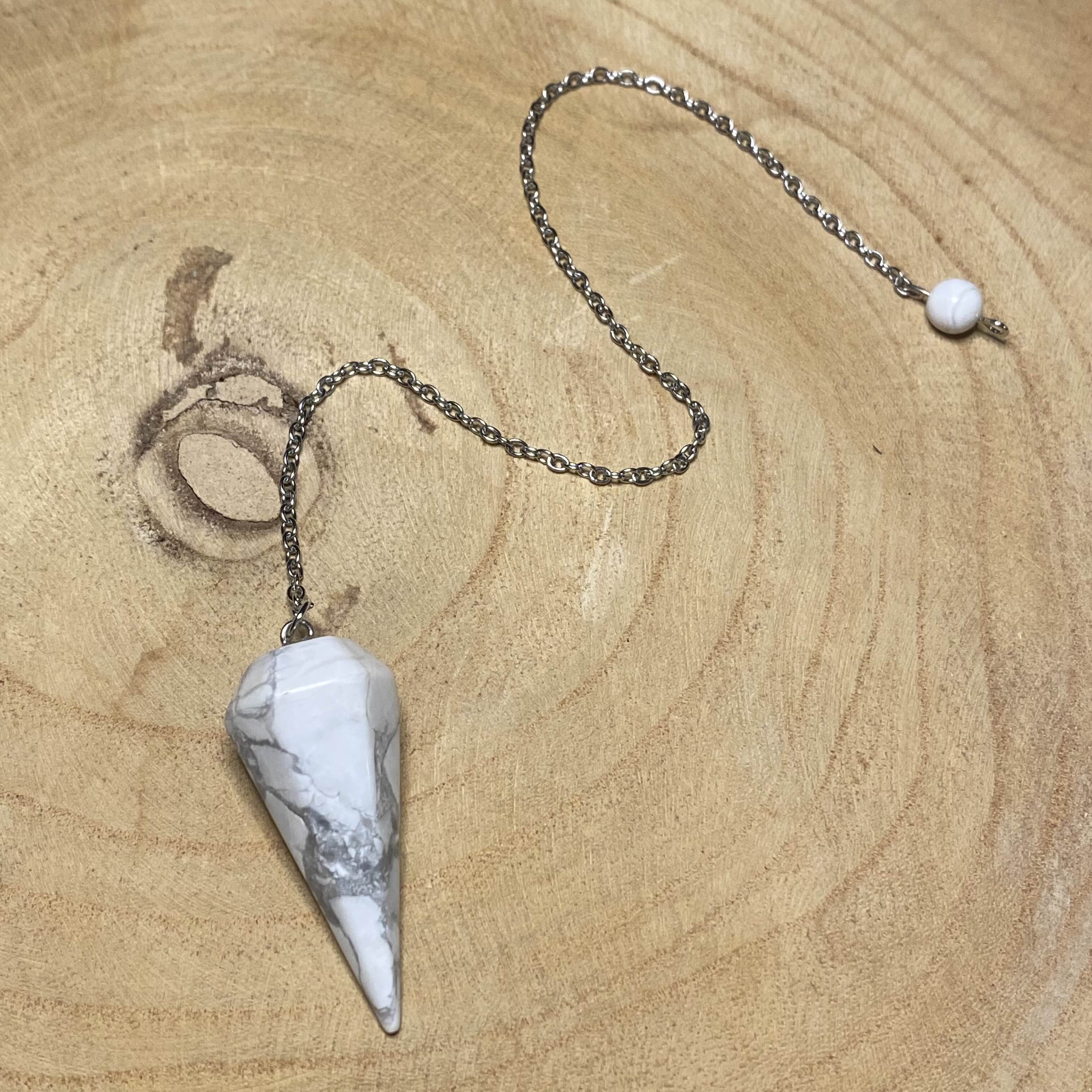 Pendule Howlite Cône