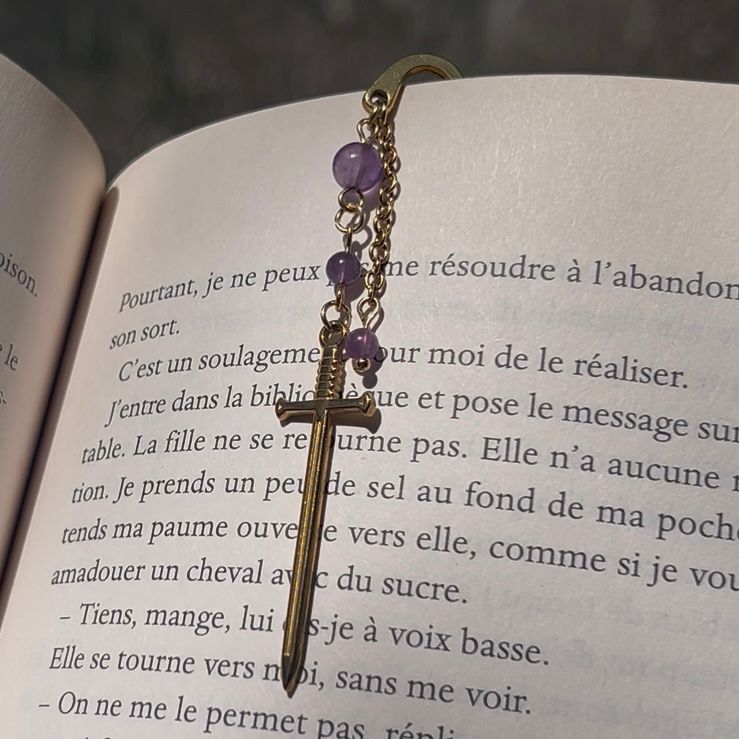 Marque-Page Assistant to the Villain - Rheamethyste